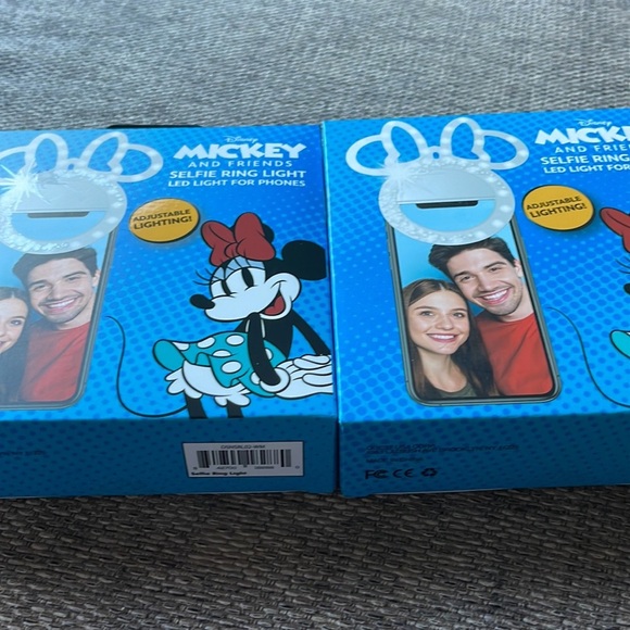 Disney Mickey Mouse Clip On Selfie Ring Light for Phone. - Picture 3 of 3